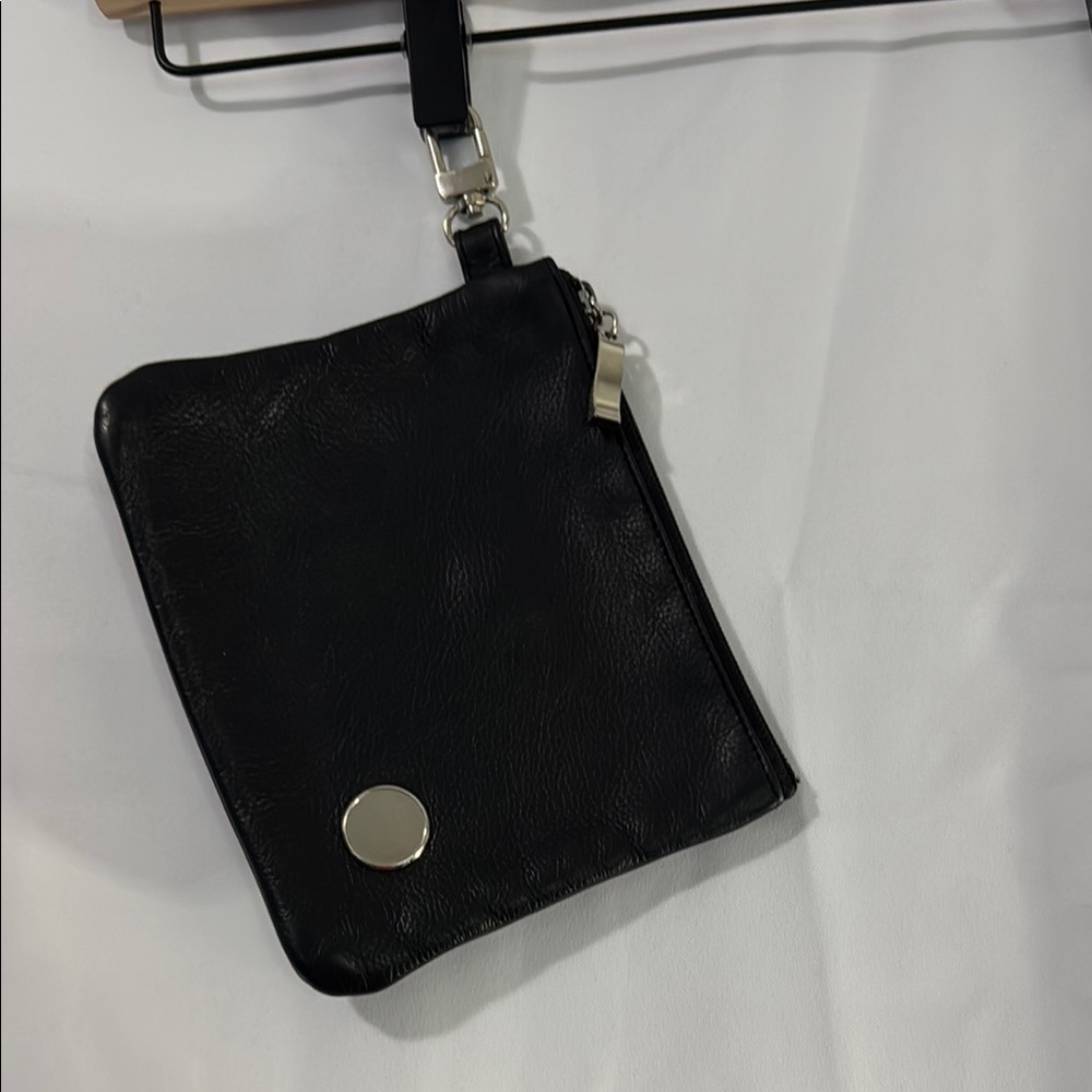 Eisenger Smith | Genuine Leather Bag with Minimalist Design and Silver Detail